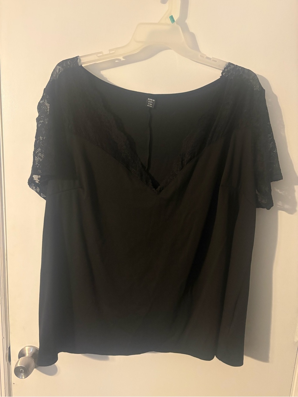 Women’s Black Lace Deep V-Neck Short Sleeve Blouse-size 28/30